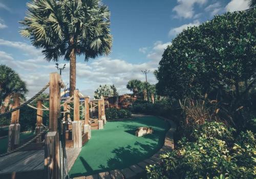 Holiday Inn Vacations At Orange Lake Resort East Village Four Corners Экстерьер фото